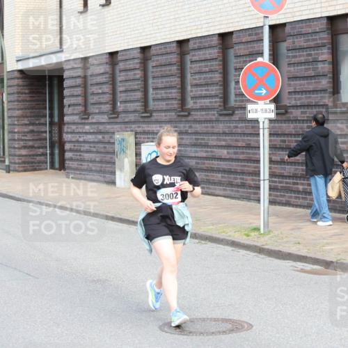 12.06.2026 - Holstenköstenlauf Andreas Tolksdorf http://msf.ph/oto/9746319 12.06.2026 19:14:11 Laufen 3002, 10, 06, 15, 06, 26 meine-sportfotos.de