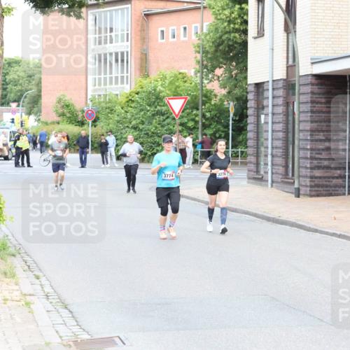 12.06.2026 - Holstenköstenlauf Andreas Tolksdorf http://msf.ph/oto/9746345 12.06.2026 19:15:07 Laufen 3774, 3276 meine-sportfotos.de