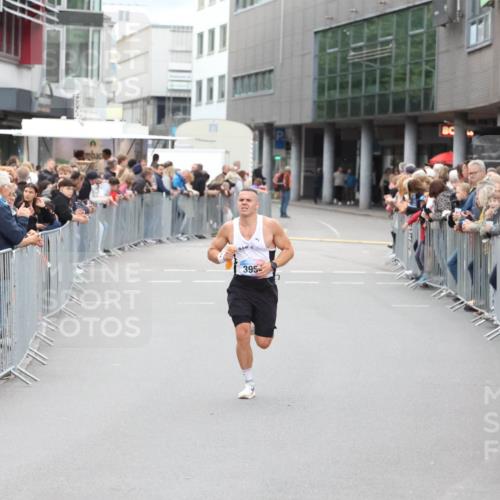 12.06.2026 - Holstenköstenlauf Andreas Tolksdorf http://msf.ph/oto/9746394 12.06.2026 19:38:04 Laufen 395 meine-sportfotos.de