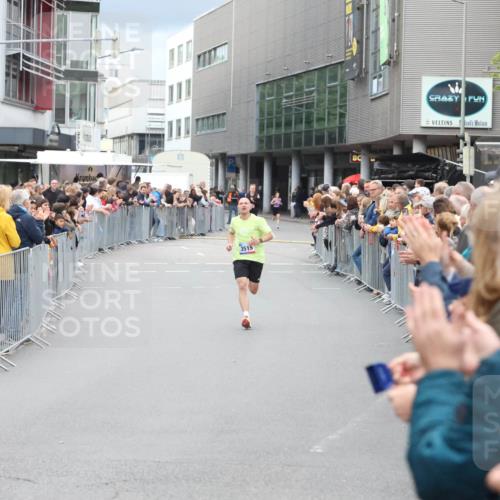 12.06.2026 - Holstenköstenlauf Andreas Tolksdorf http://msf.ph/oto/9746403 12.06.2026 19:38:53 Laufen 3515 meine-sportfotos.de