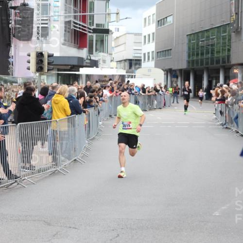 12.06.2026 - Holstenköstenlauf Andreas Tolksdorf http://msf.ph/oto/9746406 12.06.2026 19:38:54 Laufen 202, 3515 meine-sportfotos.de