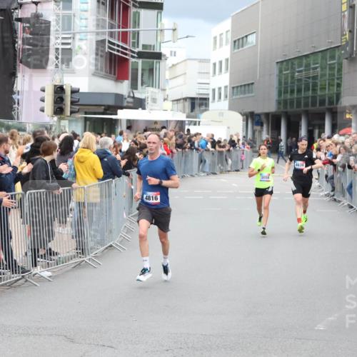12.06.2026 - Holstenköstenlauf Andreas Tolksdorf http://msf.ph/oto/9746414 12.06.2026 19:39:12 Laufen 20, 4816, 3058, 4639 meine-sportfotos.de