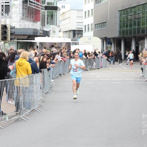 12.06.2026 - Holstenköstenlauf Andreas Tolksdorf http://msf.ph/oto/9746436 12.06.2026 19:40:07 Laufen 3503 meine-sportfotos.de