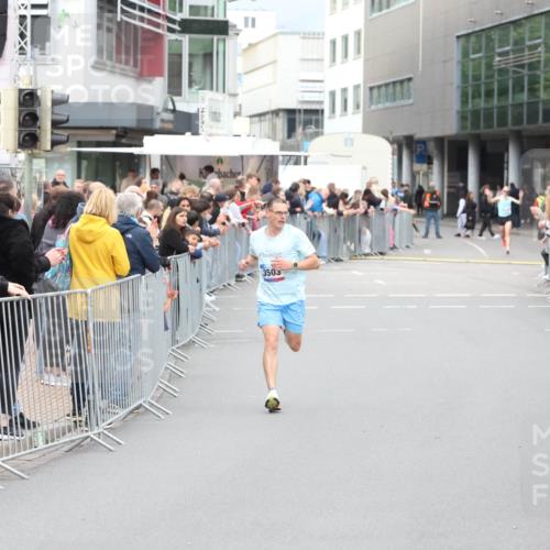 12.06.2026 - Holstenköstenlauf Andreas Tolksdorf http://msf.ph/oto/9746437 12.06.2026 19:40:08 Laufen 3503 meine-sportfotos.de