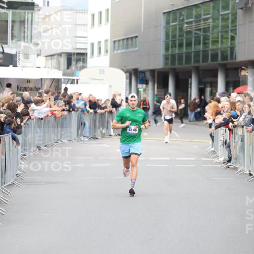 12.06.2026 - Holstenköstenlauf Andreas Tolksdorf http://msf.ph/oto/9746456 12.06.2026 19:40:53 Laufen 4146 meine-sportfotos.de
