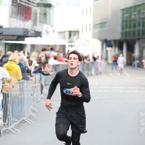 12.06.2026 - Holstenköstenlauf Andreas Tolksdorf http://msf.ph/oto/9746483 12.06.2026 19:41:27 Laufen 3433, 453 meine-sportfotos.de