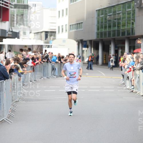 12.06.2026 - Holstenköstenlauf Andreas Tolksdorf http://msf.ph/oto/9746484 12.06.2026 19:41:36 Laufen 3271 meine-sportfotos.de