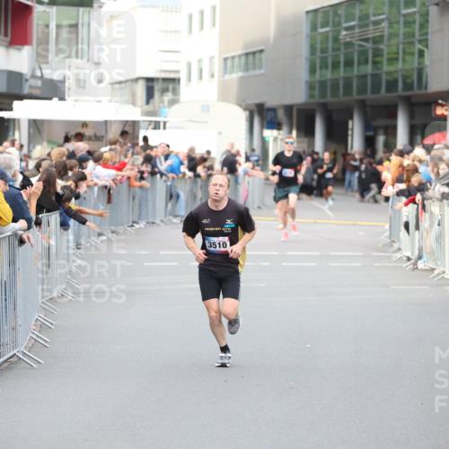 12.06.2026 - Holstenköstenlauf Andreas Tolksdorf http://msf.ph/oto/9746489 12.06.2026 19:42:00 Laufen 3510 meine-sportfotos.de