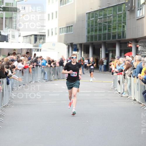 12.06.2026 - Holstenköstenlauf Andreas Tolksdorf http://msf.ph/oto/9746493 12.06.2026 19:42:04 Laufen 3219 meine-sportfotos.de