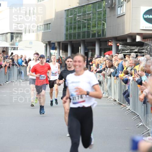 12.06.2026 - Holstenköstenlauf Andreas Tolksdorf http://msf.ph/oto/9746507 12.06.2026 19:42:23 Laufen 3761, 4432, 4174 meine-sportfotos.de
