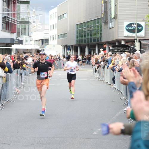 12.06.2026 - Holstenköstenlauf Andreas Tolksdorf http://msf.ph/oto/9746566 12.06.2026 19:43:58 Laufen 3294, 3210 meine-sportfotos.de