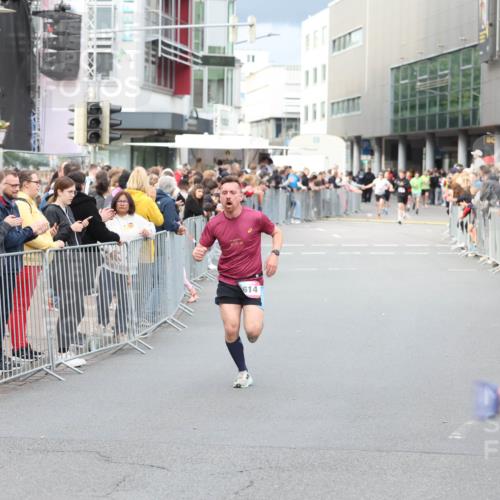12.06.2026 - Holstenköstenlauf Andreas Tolksdorf http://msf.ph/oto/9746574 12.06.2026 19:44:03 Laufen 900, 614 meine-sportfotos.de