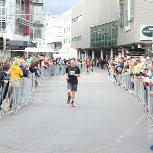 12.06.2026 - Holstenköstenlauf Andreas Tolksdorf http://msf.ph/oto/9746639 12.06.2026 19:45:40 Laufen 3159 meine-sportfotos.de