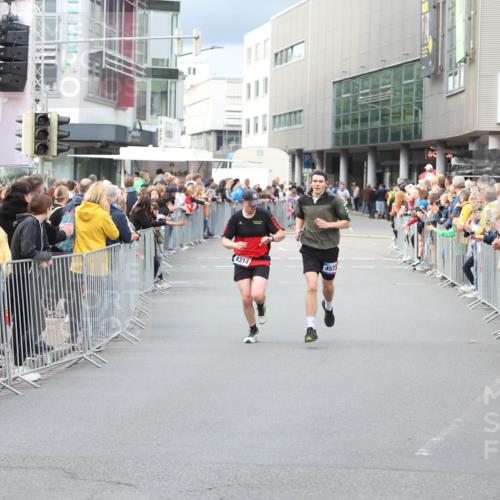 12.06.2026 - Holstenköstenlauf Andreas Tolksdorf http://msf.ph/oto/9746652 12.06.2026 19:45:58 Laufen 4314, 4573 meine-sportfotos.de