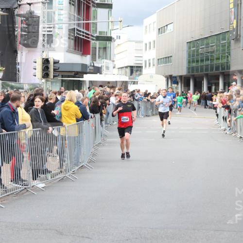 12.06.2026 - Holstenköstenlauf Andreas Tolksdorf http://msf.ph/oto/9746654 12.06.2026 19:46:09 Laufen 4294 meine-sportfotos.de