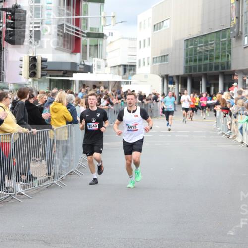 12.06.2026 - Holstenköstenlauf Andreas Tolksdorf http://msf.ph/oto/9746703 12.06.2026 19:46:54 Laufen 3540, 4413 meine-sportfotos.de