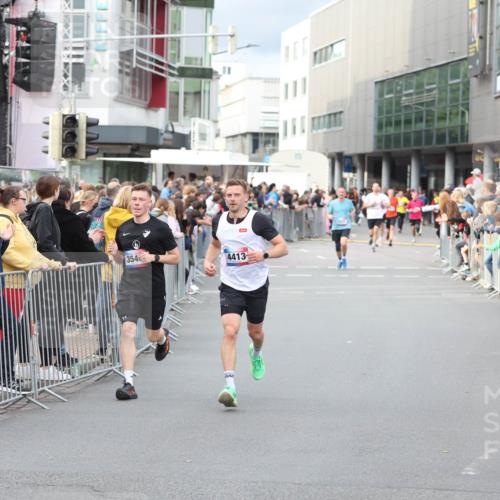 12.06.2026 - Holstenköstenlauf Andreas Tolksdorf http://msf.ph/oto/9746705 12.06.2026 19:46:54 Laufen 354, 4413 meine-sportfotos.de
