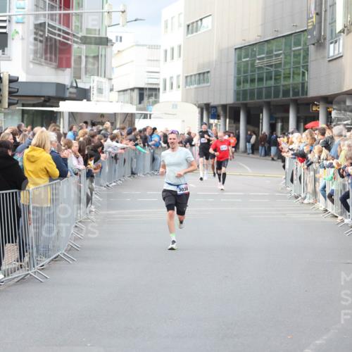 12.06.2026 - Holstenköstenlauf Andreas Tolksdorf http://msf.ph/oto/9746729 12.06.2026 19:47:17 Laufen 3038 meine-sportfotos.de