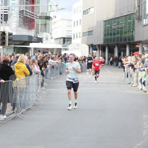 12.06.2026 - Holstenköstenlauf Andreas Tolksdorf http://msf.ph/oto/9746731 12.06.2026 19:47:17 Laufen 3038 meine-sportfotos.de