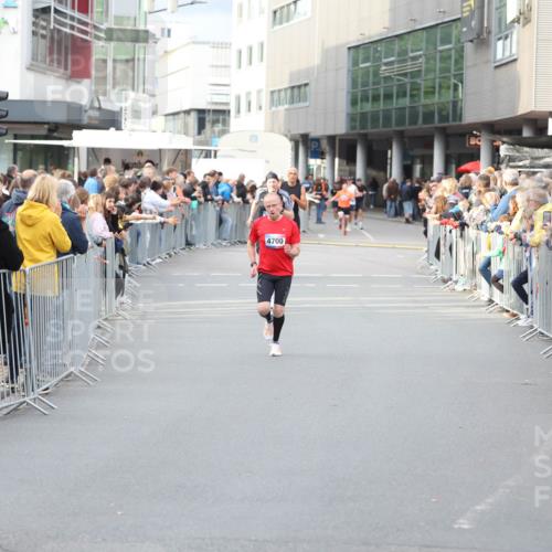 12.06.2026 - Holstenköstenlauf Andreas Tolksdorf http://msf.ph/oto/9746735 12.06.2026 19:47:21 Laufen 4700 meine-sportfotos.de