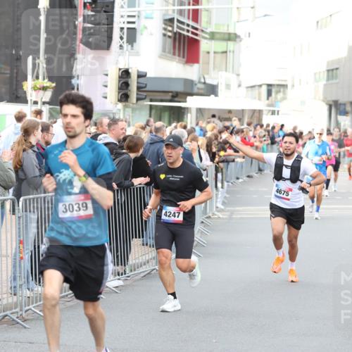 12.06.2026 - Holstenköstenlauf Andreas Tolksdorf http://msf.ph/oto/9746754 12.06.2026 19:47:42 Laufen 4675, 3039, 4247 meine-sportfotos.de
