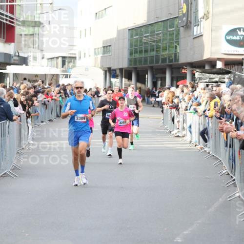 12.06.2026 - Holstenköstenlauf Andreas Tolksdorf http://msf.ph/oto/9746761 12.06.2026 19:47:45 Laufen 20, 48, 3309, 4255, 4574 meine-sportfotos.de