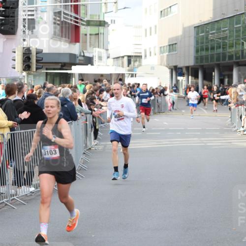12.06.2026 - Holstenköstenlauf Andreas Tolksdorf http://msf.ph/oto/9746781 12.06.2026 19:48:08 Laufen 3103, 4520 meine-sportfotos.de