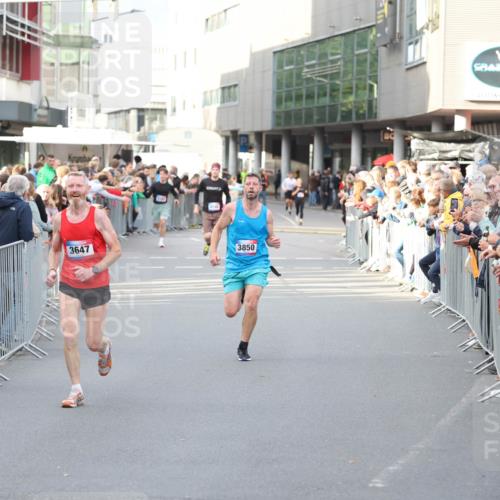 12.06.2026 - Holstenköstenlauf Andreas Tolksdorf http://msf.ph/oto/9746808 12.06.2026 19:48:27 Laufen 3647, 3850 meine-sportfotos.de