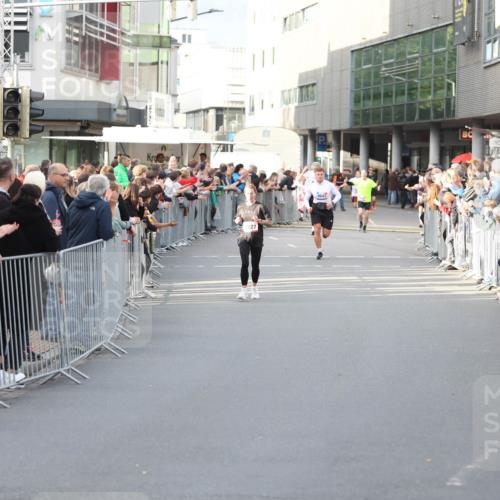 12.06.2026 - Holstenköstenlauf Andreas Tolksdorf http://msf.ph/oto/9746817 12.06.2026 19:48:38 Laufen 4647 meine-sportfotos.de
