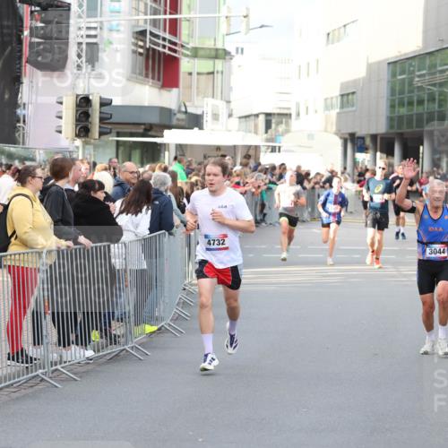 12.06.2026 - Holstenköstenlauf Andreas Tolksdorf http://msf.ph/oto/9746832 12.06.2026 19:48:52 Laufen 4732, 3044 meine-sportfotos.de