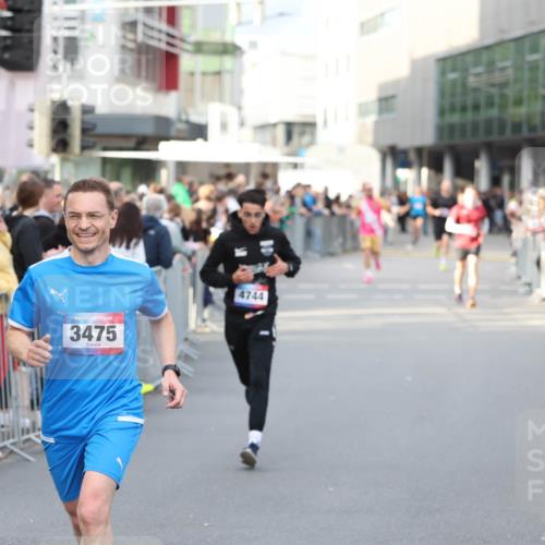 12.06.2026 - Holstenköstenlauf Andreas Tolksdorf http://msf.ph/oto/9746853 12.06.2026 19:49:05 Laufen 3475, 4744 meine-sportfotos.de