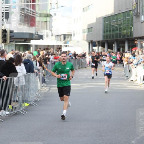 12.06.2026 - Holstenköstenlauf Andreas Tolksdorf http://msf.ph/oto/9746889 12.06.2026 19:49:30 Laufen 121, 3875 meine-sportfotos.de