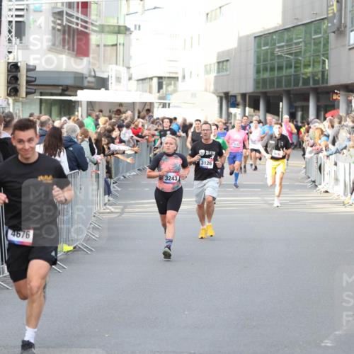 12.06.2026 - Holstenköstenlauf Andreas Tolksdorf http://msf.ph/oto/9746901 12.06.2026 19:49:38 Laufen 4676, 23034, 3126, 3243 meine-sportfotos.de