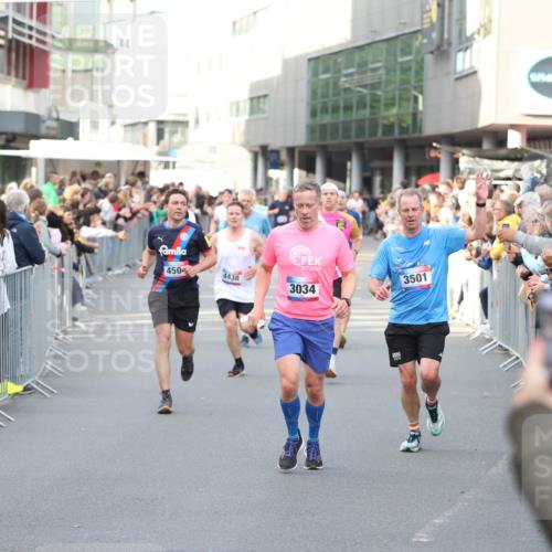 12.06.2026 - Holstenköstenlauf Andreas Tolksdorf http://msf.ph/oto/9746915 12.06.2026 19:49:45 Laufen 3627, 450, 4438, 2030, 3034, 3501 meine-sportfotos.de