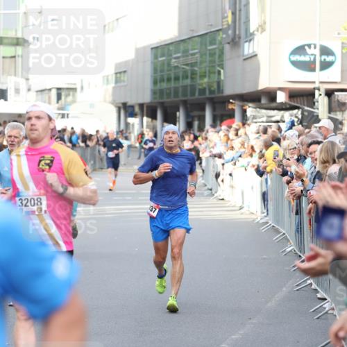 12.06.2026 - Holstenköstenlauf Andreas Tolksdorf http://msf.ph/oto/9746921 12.06.2026 19:49:49 Laufen 3208, 37 meine-sportfotos.de