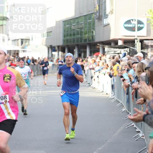 12.06.2026 - Holstenköstenlauf Andreas Tolksdorf http://msf.ph/oto/9746922 12.06.2026 19:49:49 Laufen 3208, 549, 37 meine-sportfotos.de