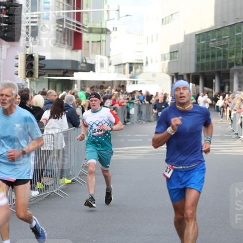 12.06.2026 - Holstenköstenlauf Andreas Tolksdorf http://msf.ph/oto/9746924 12.06.2026 19:49:50 Laufen 3549, 37 meine-sportfotos.de