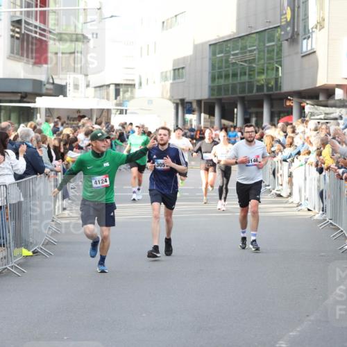 12.06.2026 - Holstenköstenlauf Andreas Tolksdorf http://msf.ph/oto/9746931 12.06.2026 19:50:00 Laufen 305, 4124, 3146 meine-sportfotos.de