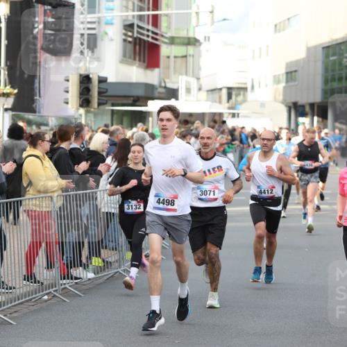 12.06.2026 - Holstenköstenlauf Andreas Tolksdorf http://msf.ph/oto/9746946 12.06.2026 19:50:18 Laufen 1, 3071, 4412, 3132, 4498, 200 meine-sportfotos.de