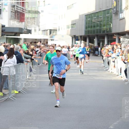 12.06.2026 - Holstenköstenlauf Andreas Tolksdorf http://msf.ph/oto/9746961 12.06.2026 19:50:29 Laufen 4588 meine-sportfotos.de