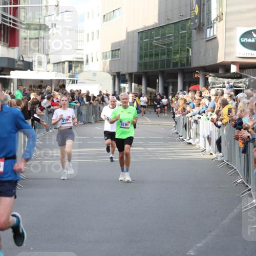 12.06.2026 - Holstenköstenlauf Andreas Tolksdorf http://msf.ph/oto/9746969 12.06.2026 19:50:35 Laufen 3866, 3101, 4191 meine-sportfotos.de