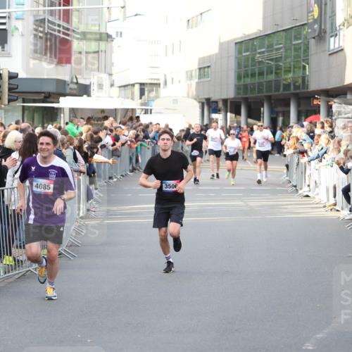 12.06.2026 - Holstenköstenlauf Andreas Tolksdorf http://msf.ph/oto/9746977 12.06.2026 19:50:45 Laufen 4085, 3506 meine-sportfotos.de