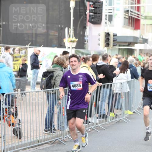 12.06.2026 - Holstenköstenlauf Andreas Tolksdorf http://msf.ph/oto/9746979 12.06.2026 19:50:46 Laufen 4085, 3506 meine-sportfotos.de