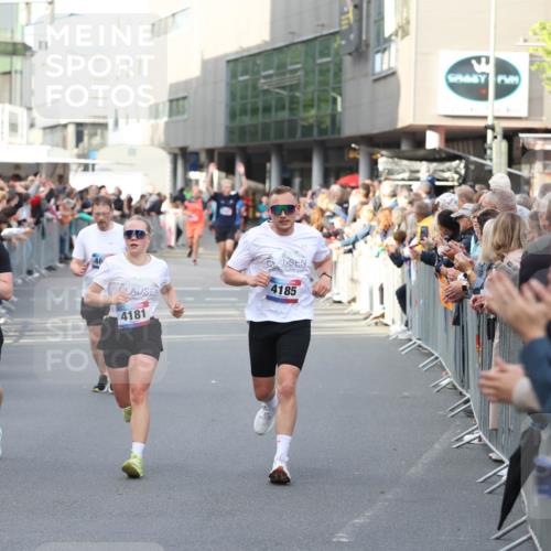 12.06.2026 - Holstenköstenlauf Andreas Tolksdorf http://msf.ph/oto/9746987 12.06.2026 19:50:52 Laufen 3274, 46, 4181, 4185 meine-sportfotos.de