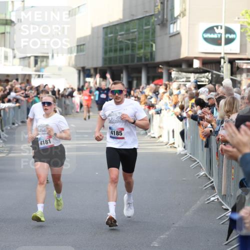 12.06.2026 - Holstenköstenlauf Andreas Tolksdorf http://msf.ph/oto/9746988 12.06.2026 19:50:53 Laufen 11, 274, 4181, 4185 meine-sportfotos.de