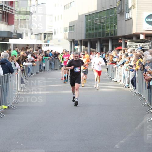 12.06.2026 - Holstenköstenlauf Andreas Tolksdorf http://msf.ph/oto/9747023 12.06.2026 19:51:20 Laufen 4719 meine-sportfotos.de