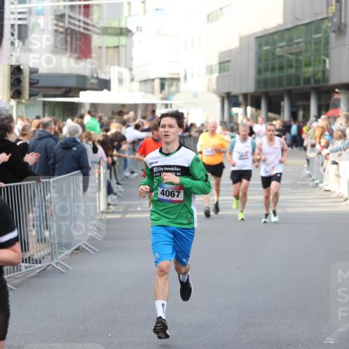 12.06.2026 - Holstenköstenlauf Andreas Tolksdorf http://msf.ph/oto/9747038 12.06.2026 19:51:29 Laufen 29, 22, 3949, 13, 043, 220, 85, 4067 meine-sportfotos.de