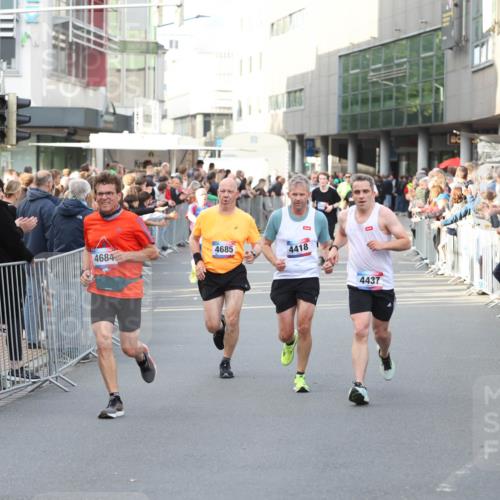 12.06.2026 - Holstenköstenlauf Andreas Tolksdorf http://msf.ph/oto/9747045 12.06.2026 19:51:31 Laufen 4684, 4685, 4418, 4437 meine-sportfotos.de