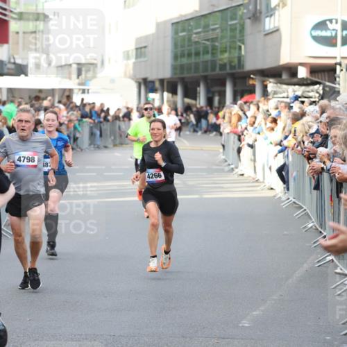 12.06.2026 - Holstenköstenlauf Andreas Tolksdorf http://msf.ph/oto/9747064 12.06.2026 19:51:40 Laufen 3430, 4798, 187, 4266 meine-sportfotos.de