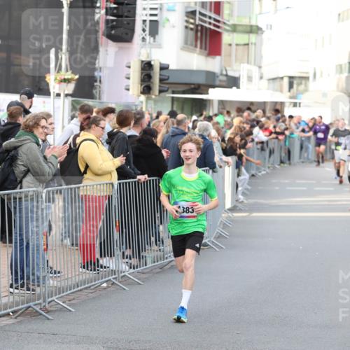 12.06.2026 - Holstenköstenlauf Andreas Tolksdorf http://msf.ph/oto/9747139 12.06.2026 19:52:49 Laufen 383 meine-sportfotos.de